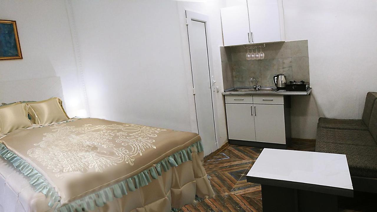 Rrooms Old City Apartment 트빌리시 외부 사진